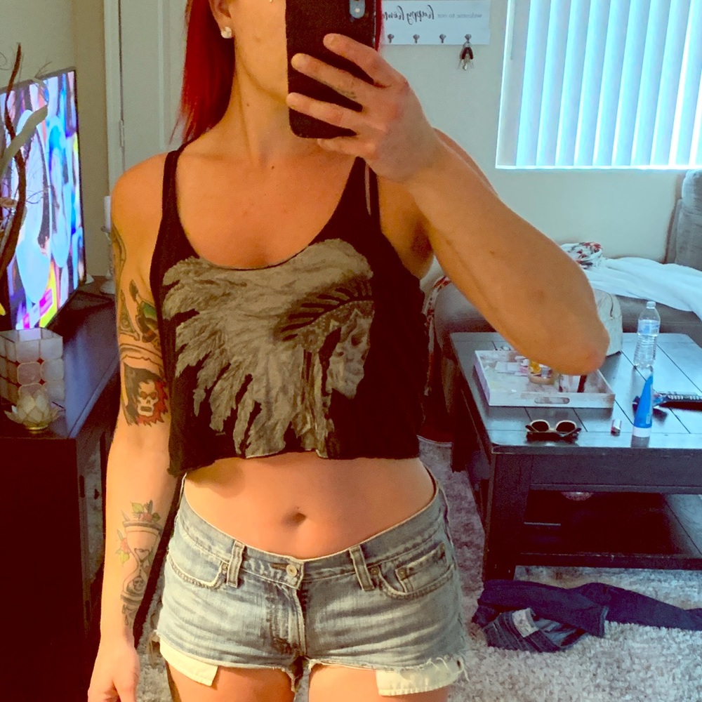 Crop top